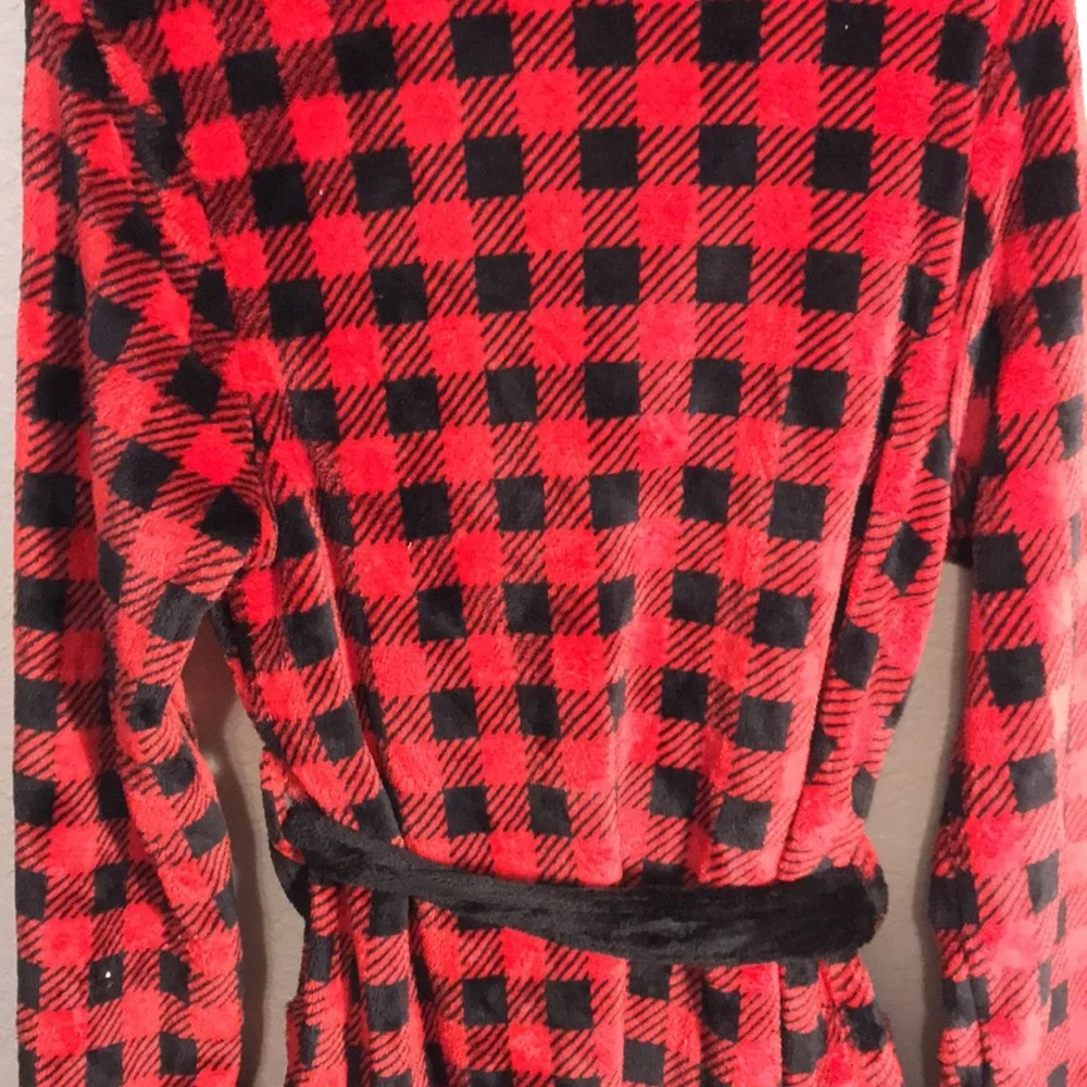 Kids winter rob perfect for Halloween Christmas or winter.